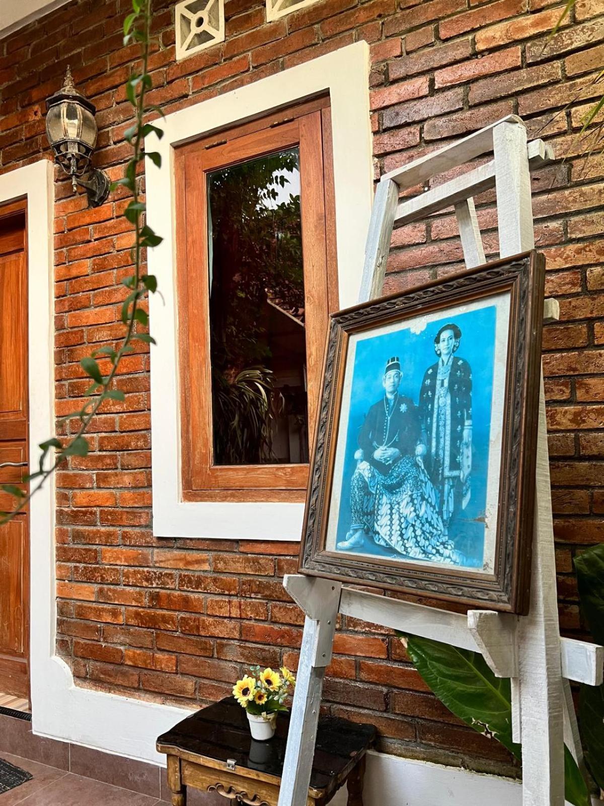 Rumah Pathuk Syariah Homestay ยอกยาการ์ตา ภายนอก รูปภาพ